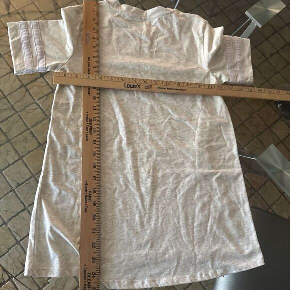 Disney Womens T Shirt XS Cat Lady Aristocats Marie Retro Movie Animation - Picture 10 of 10